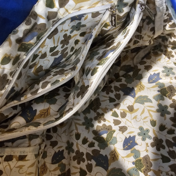 C Tom and Eva Purse Vegan Blue Leather large NWT shoulder bag w/ button closure - Picture 10 of 13